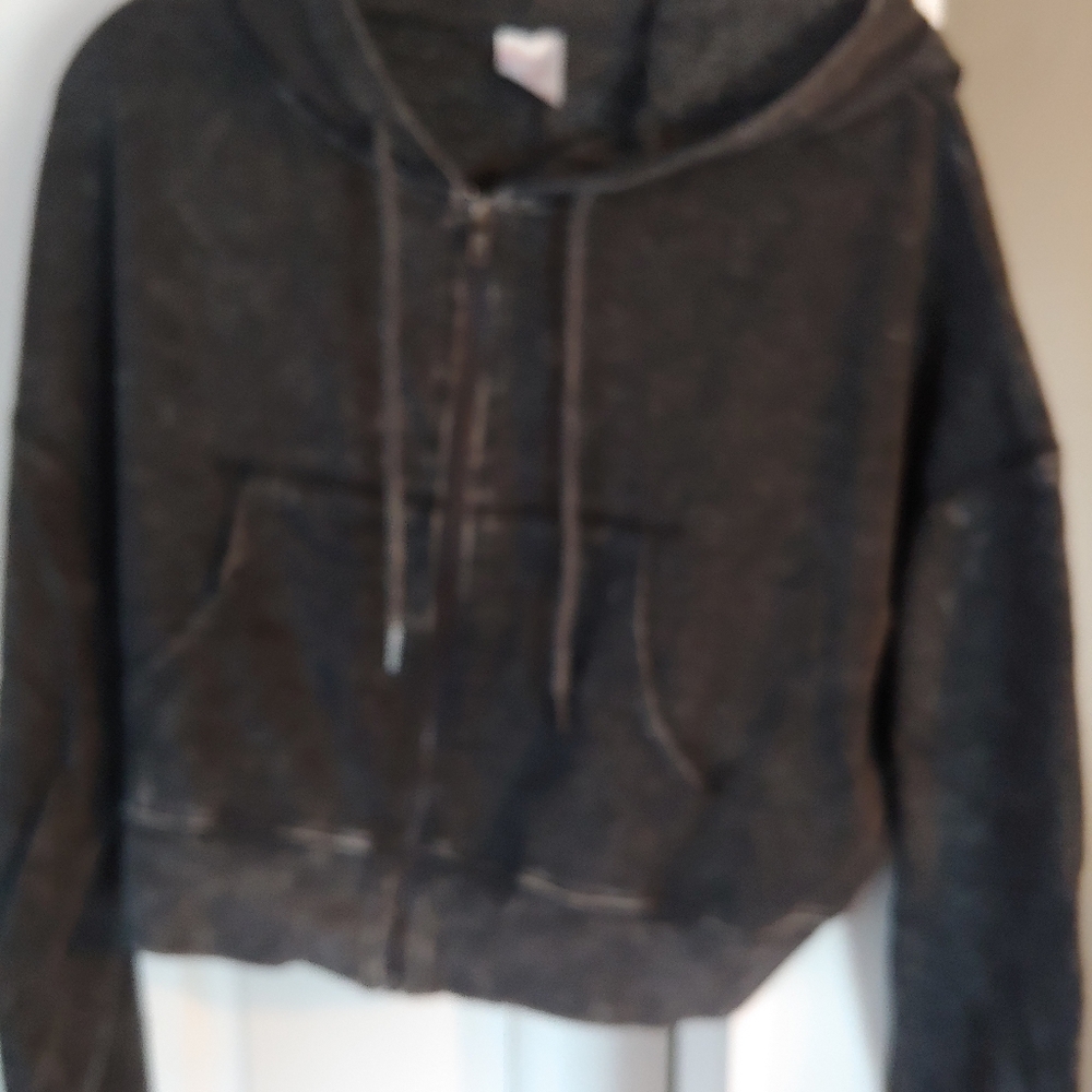 Black Cropped Hoodie XXL